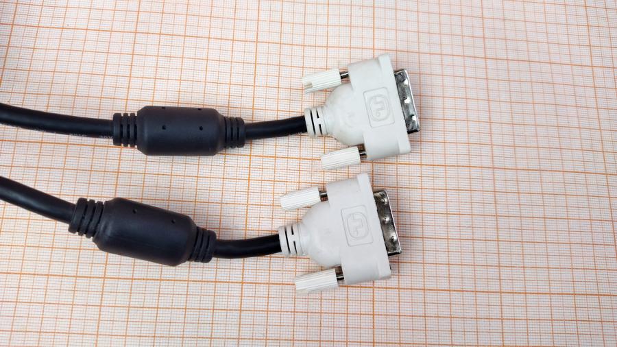 168-147-001 Кабель DVI для ЖК мониторов  DVI-D - DVI-D 1.8m Single link #2