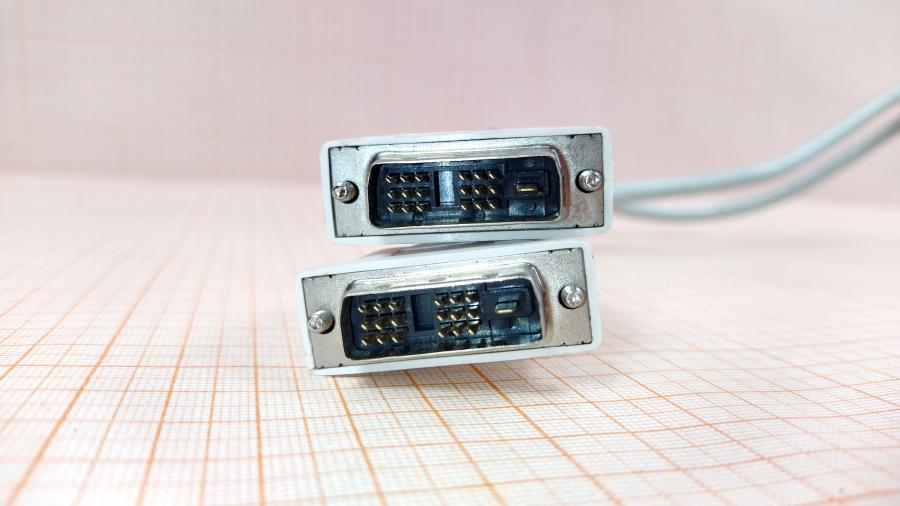 168-147-002 Кабель DVI для ЖК мониторов  DVI-D - DVI-D 1.8m Single link #3