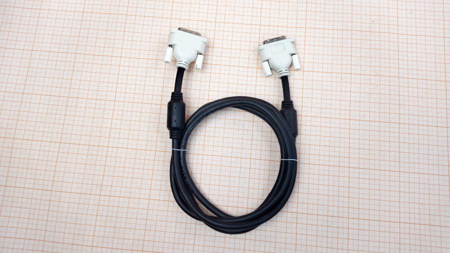 168-149-001 Кабель DVI для ЖК мониторов   DVI-D - DVI-D 1.5m Single link #1