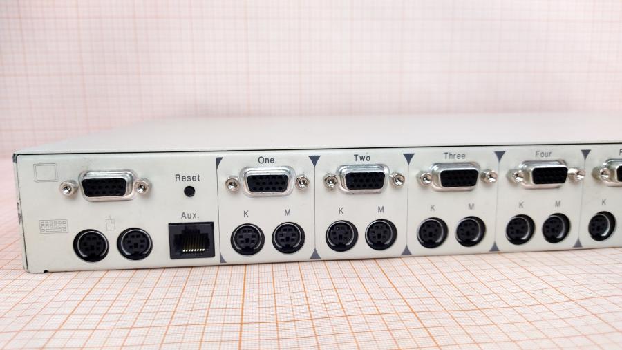 168-152-001 Свитч KVM  (Apex) OutLook EL-80DT #7