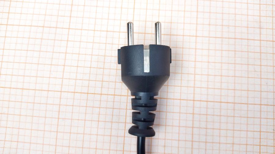 152-037-001 Кабель питания CEE7/7 DELL CEE7/7 - IEC-C5 0.9m 3×0.75mm2 #4