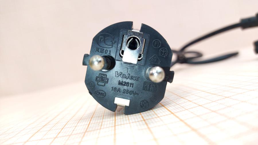 152-037-001 Кабель питания CEE7/7 DELL CEE7/7 - IEC-C5 0.9m 3×0.75mm2 #5