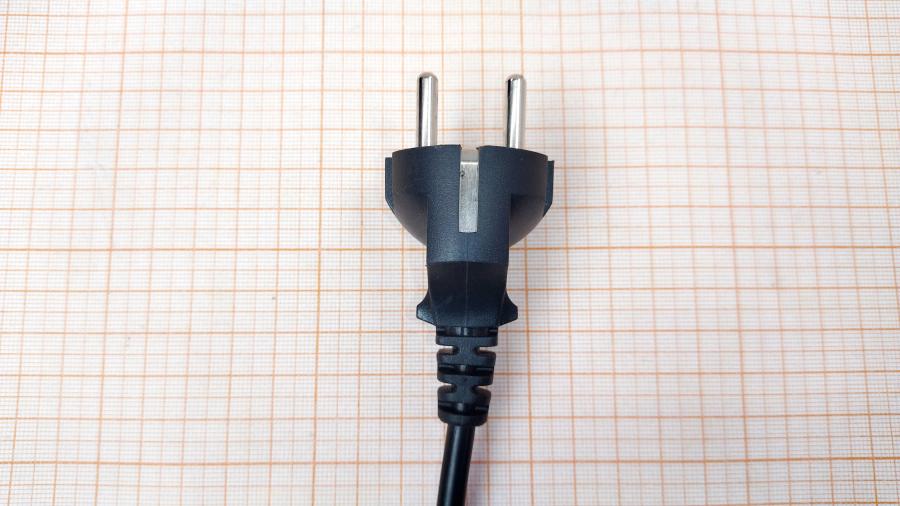 098-153-001 Кабели питания CEE7/7 LENOVO 45N0422 #4