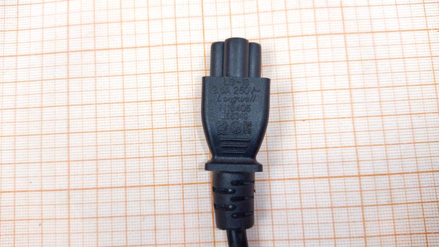 098-161-001 Кабель питания CEE7/7  CEE7/7 - IEC-C5 3×0.75mm2 0.9m #2