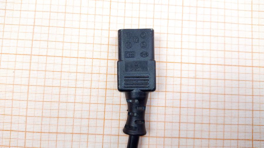 193-270-001 Кабель питания CEE7/7  CEE7/7 Угловой - IEC-C13 3G×0.75мм² 1.8M #2