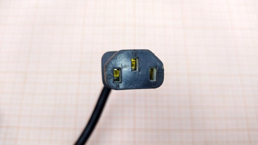 193-267-002 Кабель питания CEE7/7  CEE7/7 - IEC-C13 3G×1.0мм² 1.8M #3