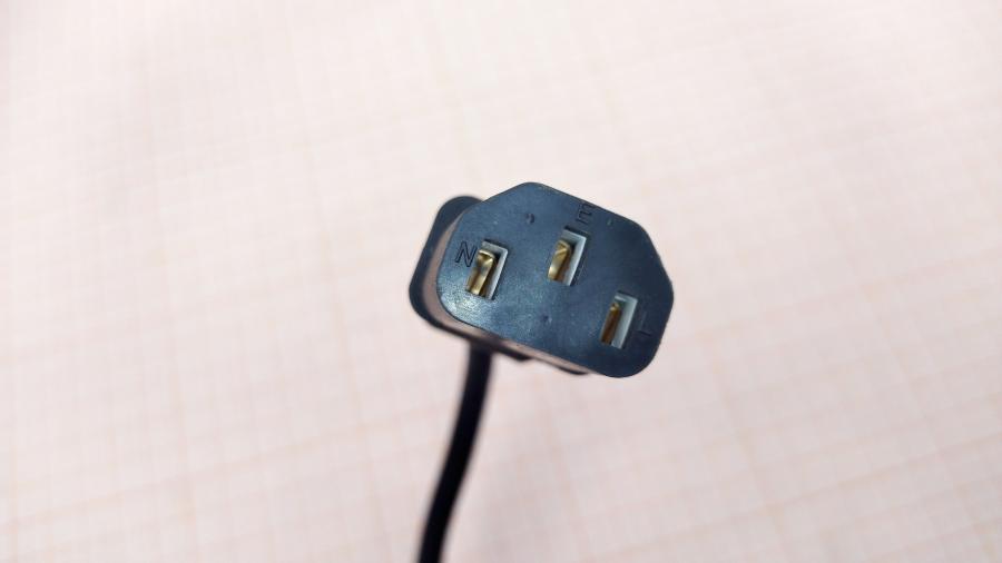 098-173-001 Кабель питания CEE7/7   CEE7/7 Угловой - IEC-C13 3×0.75mm2 1m #3