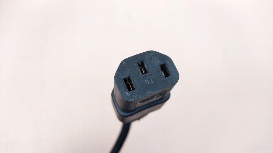 098-175-001 Кабель питания CEE7/7   CEE7/7 - IEC-C13 3×0.75mm2 1.9m #3