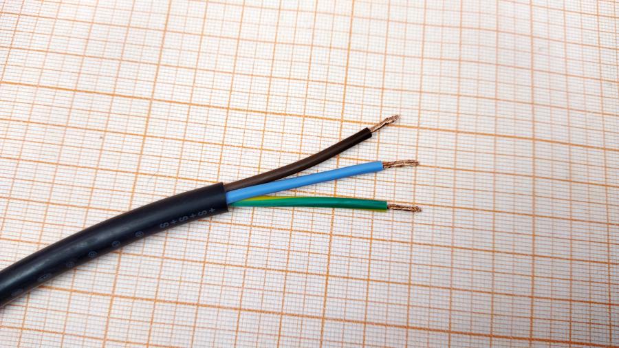 098-177-001 Кабель питания CEE7/7  CEE7/7 Угловой - Pigtail 3×1.0mm2 1.8m #4