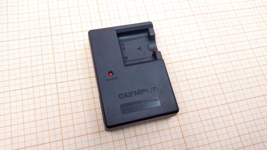 098-179-001 СЗУ для фотоаппарата OLYMPUS LI-40C #1