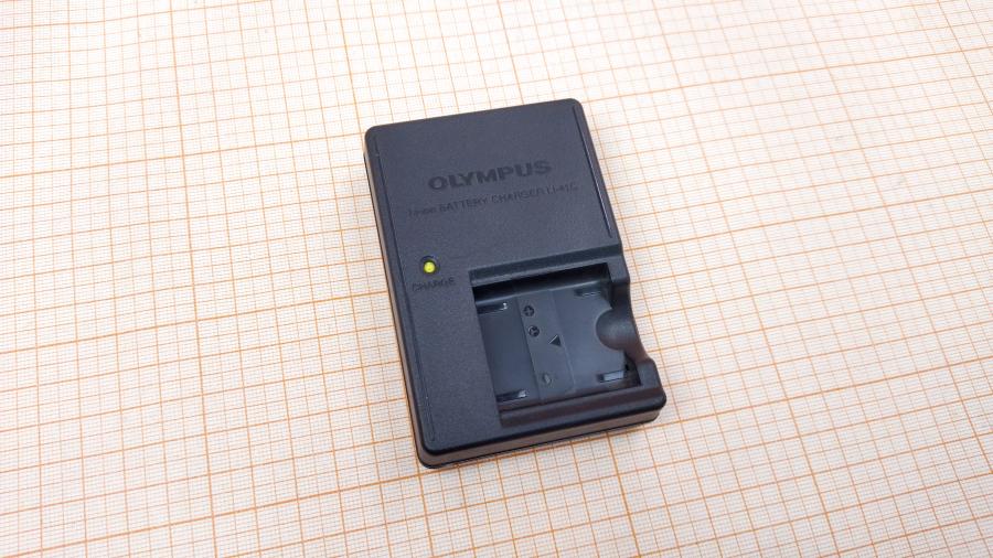 098-180-001 СЗУ для фотоаппарата OLYMPUS LI-41CAA #1