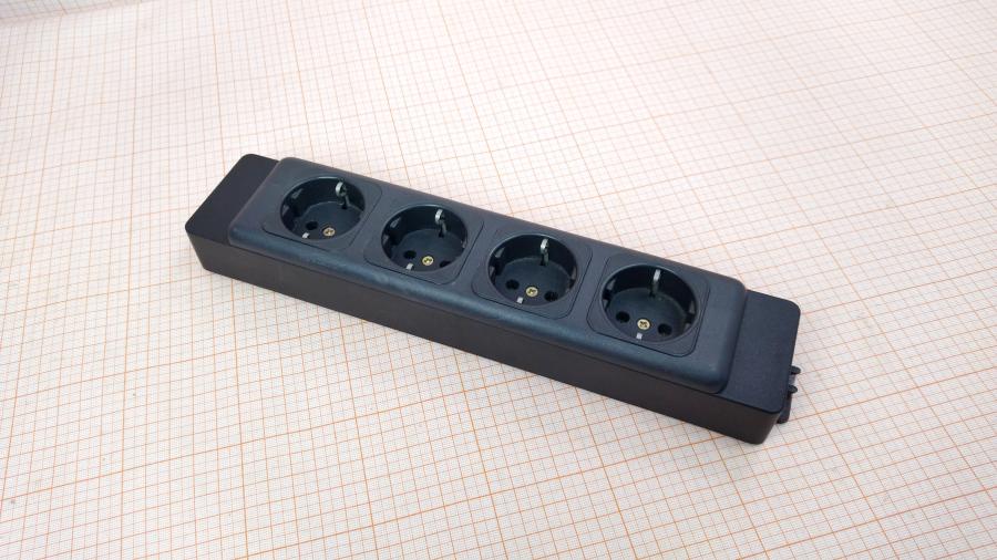 119-017-001 Блок силовых розеток Robertson SERIES 750/760 #1