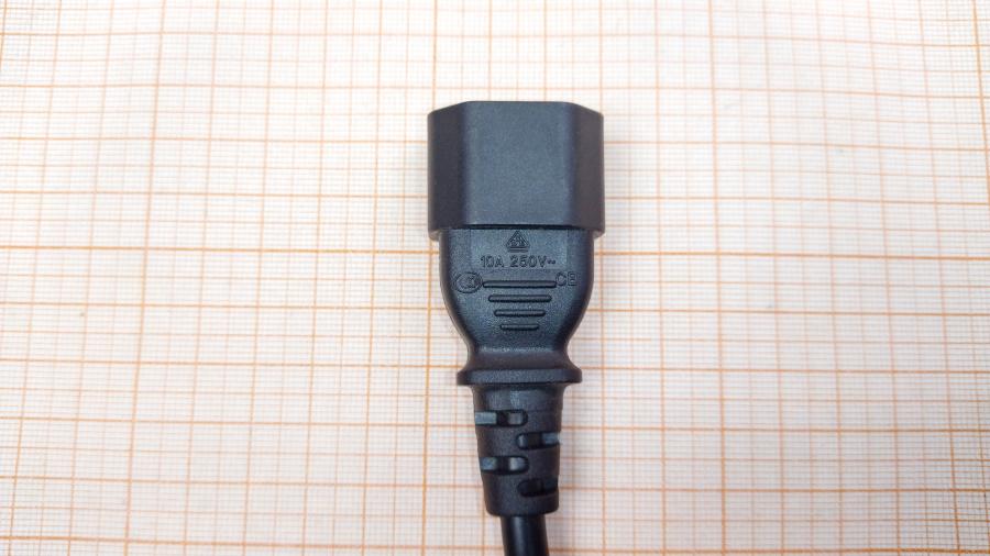 114-434-002 Удлинитель питания IEC-C14  IEC C13 - IEC C14 1.8m blk #4