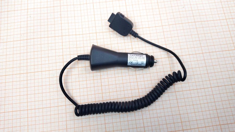 098-221-001 АЗУ для моб.телефона  5.5V - 1A HP iPAQ 22-pin #1