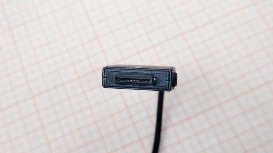 098-221-001 АЗУ для моб.телефона  5.5V - 1A HP iPAQ 22-pin #7