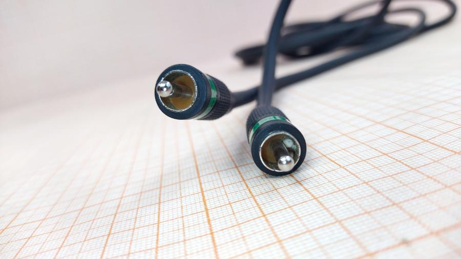 098-234-001 RCA video cable  3m/2x1RCA #3