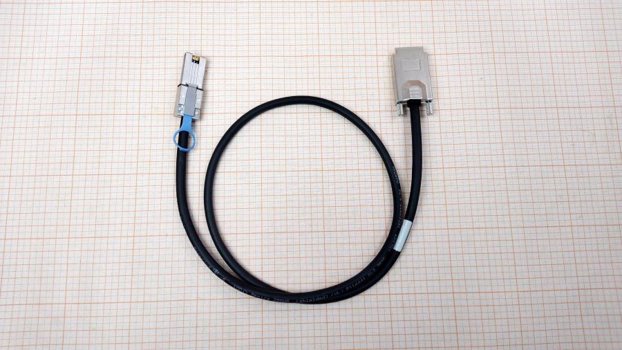 123-011-002 Кабель SFF Volex VAHS-28-0018 #1