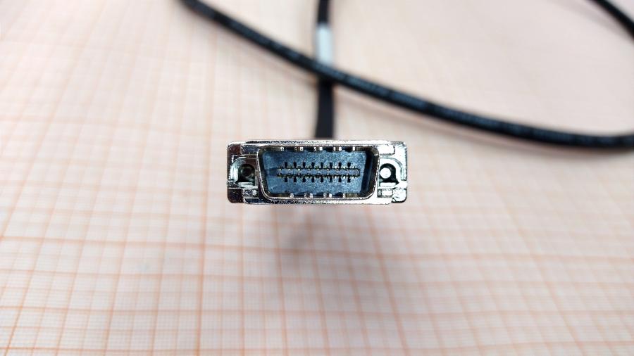 123-011-002 Кабель SFF Volex VAHS-28-0018 #6