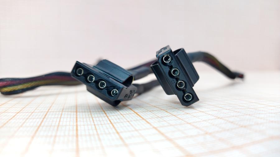 098-255-001 Переходник питания  PCI-E 6Pin (M) - 2x Molex 4Pin + FDD 4Pin #3