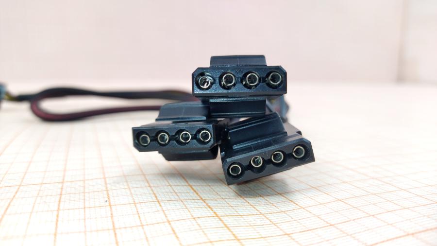 098-260-001 Переходник питания  PCI-E 6Pin (M) - 3x Molex 4Pin #3