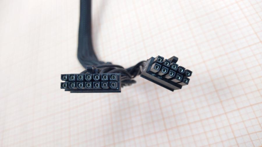 098-269-001 Переходник питания CORSAIR 14-Pin PCI-E (M) + 10-Pin PCI-E (M) - 20+4-Pin PCI-E (M) 0.6M #3