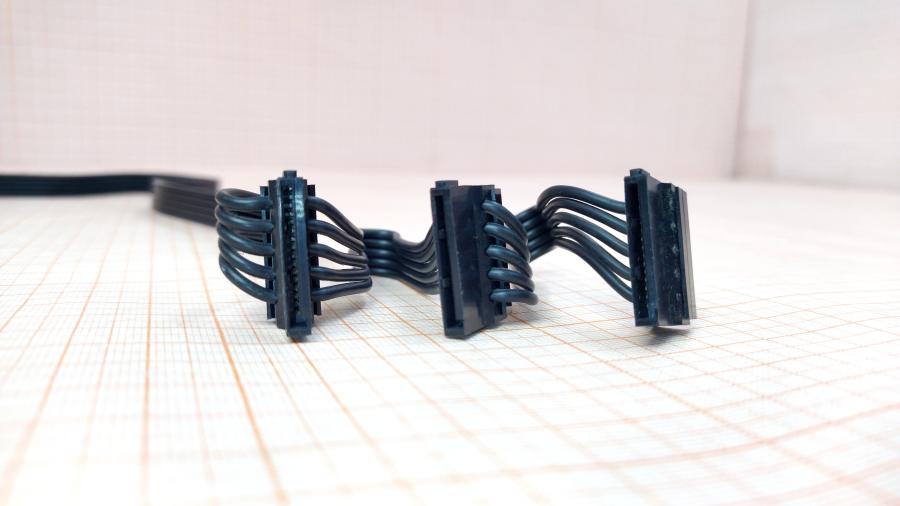098-275-001 Переходник питания  PCI-E 5 Pin (M) - 3x SATA 15Pin (M) 0.7M #3