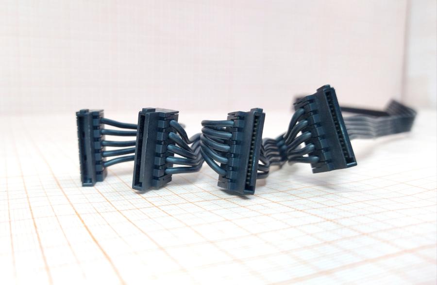 098-287-001 Переходник питания  PCI-E 5 Pin (M) - 4x SATA 15Pin (M) 0.8M #3