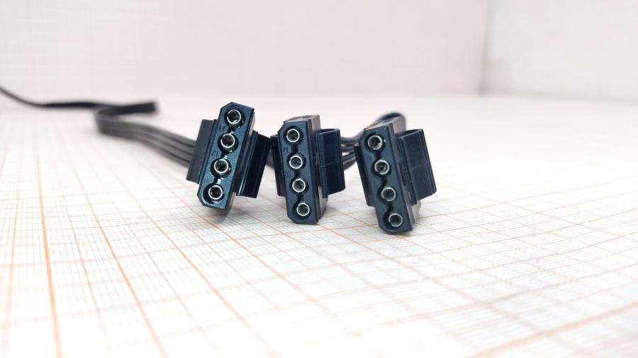 098-293-001 Переходник питания  PCI-E 5Pin (M) - 3x Molex 4Pin (M) 0.7M #3