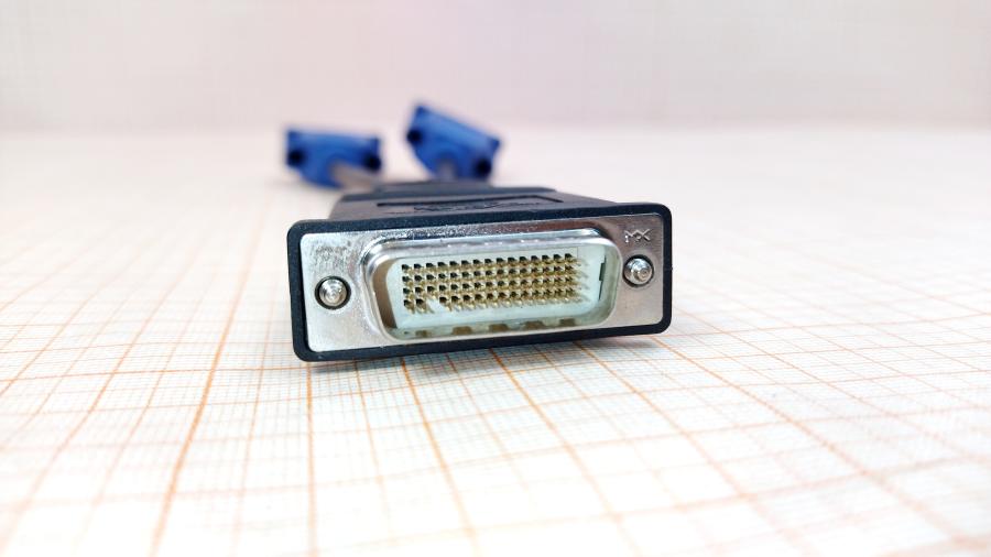 098-299-001 Кабель интерфейсный MOLEX DMS-59 (M)- 2x VGA (F) #2