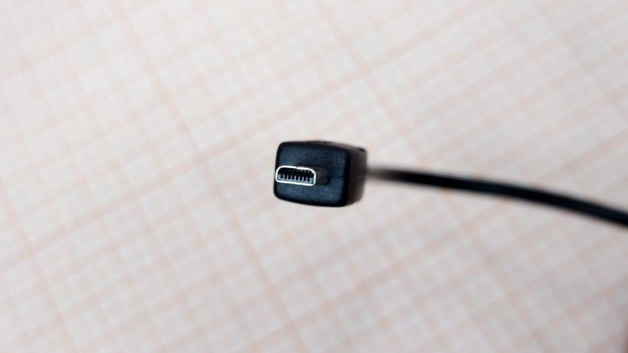 098-323-001 Кабель USB  UC-E6 8Pin - USB 1M #5