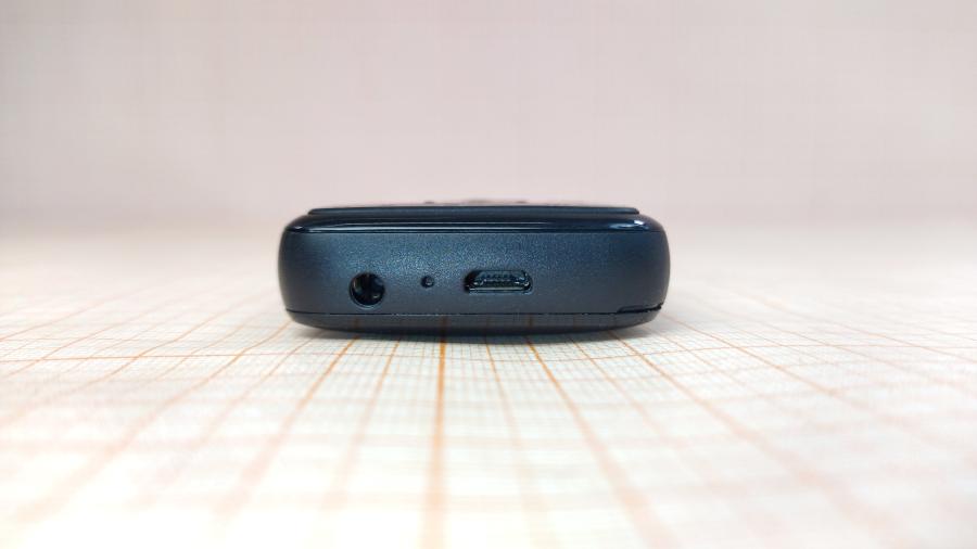 098-326-001 Мобильный телефон PHILIPS E106 #8