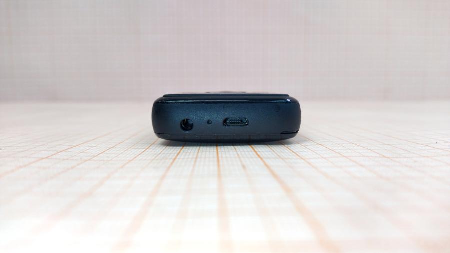 098-326-002 Мобильный телефон PHILIPS E106 #8