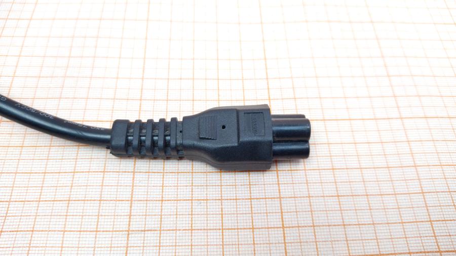 098-348-001 Кабель питания CEE7/7  CEE7/7 Угловой - IEC-C5 3×0.75mm2 1.2M #2