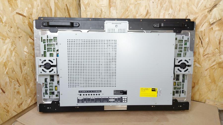 217-011-001 ЖК панель LG 47WX50MF-BL #2