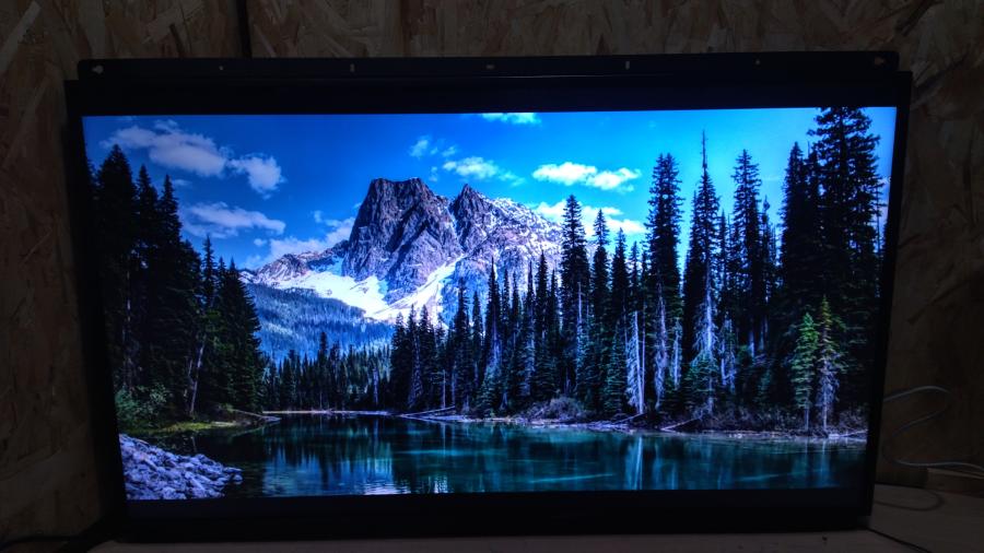 217-011-001 ЖК панель LG 47WX50MF-BL #21