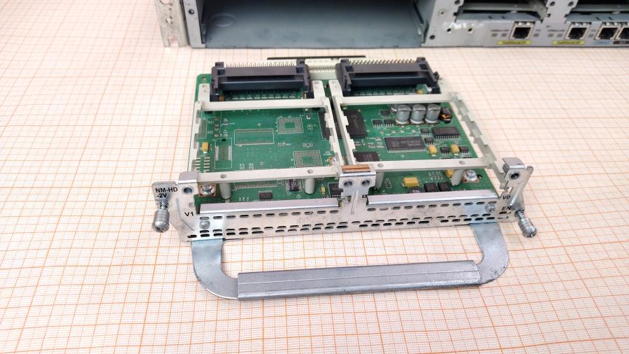 217-026-001 Маршрутизатор CISCO 2611XM + NM-HD-2V #10