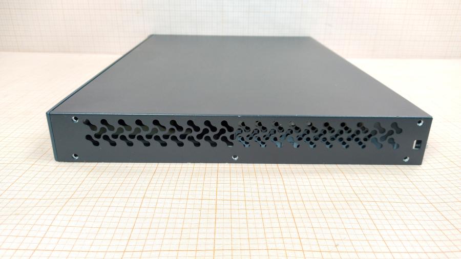 217-032-001 Маршрутизатор CISCO 1760 + VIC-2FXS #7