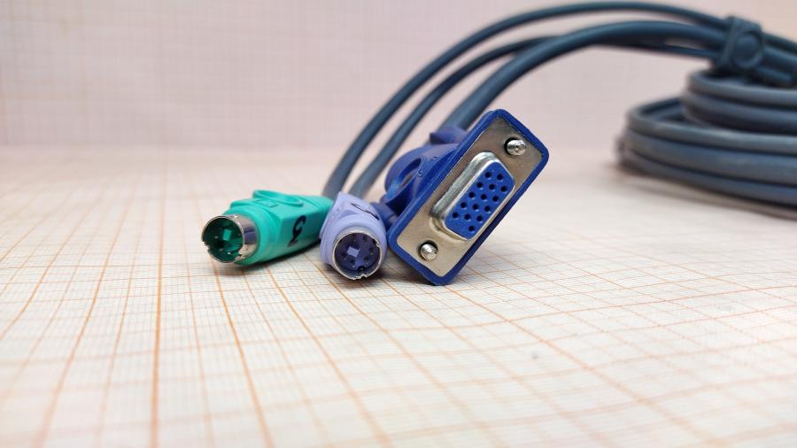 217-055-001 Кабель KVM ATEN 2L-1005P #2