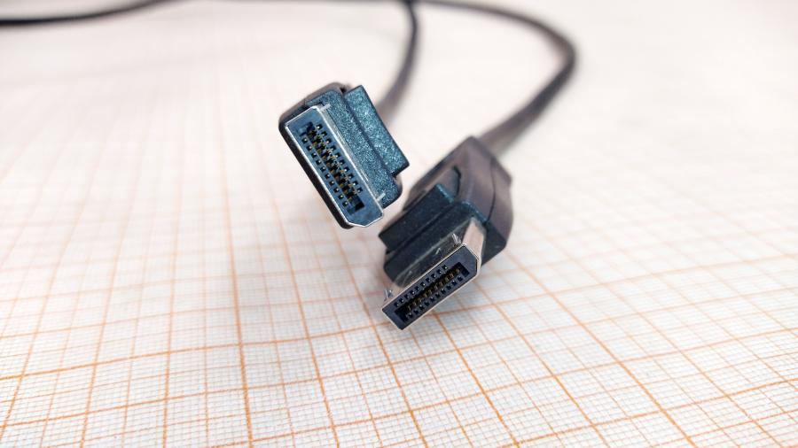 217-072-001 Кабель Display Port  DP (M) - DP (M) 1.8m #3