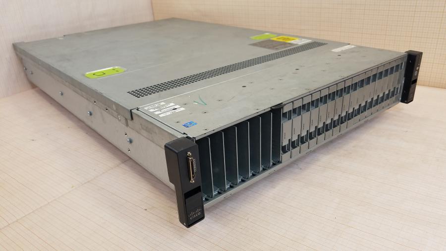 217-090-001 Сервер CISCO UCS C240 M3 #1