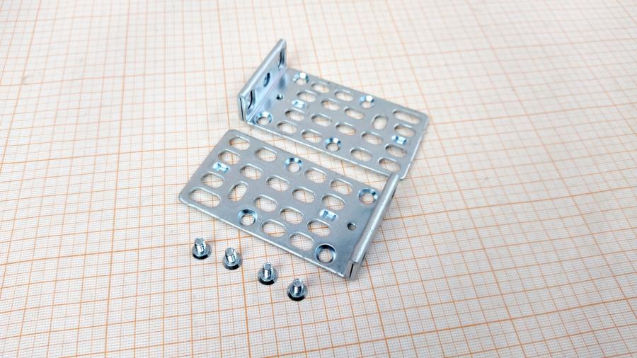 217-108-001 Комплект крепления в стойку CISCO RCKMNT-1RU #1