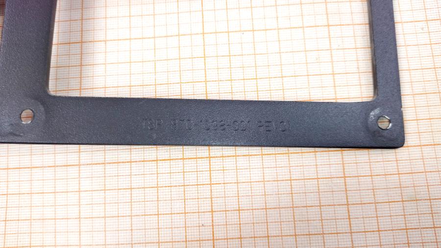 217-121-001 Комплект крепления в стойку APC 870-1098-001 #4