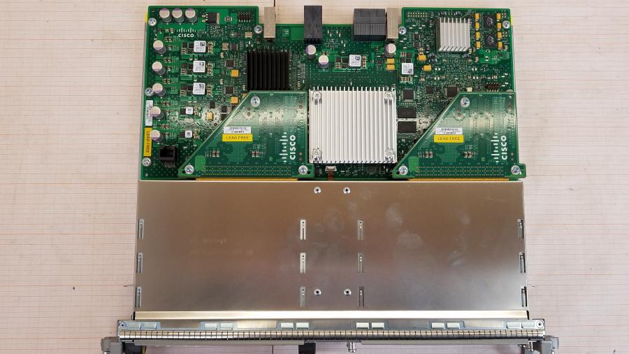 217-135-001 Маршрутизатор CISCO ASR1004 #32