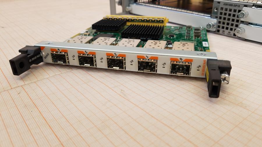 217-135-001 Маршрутизатор CISCO ASR1004 #34