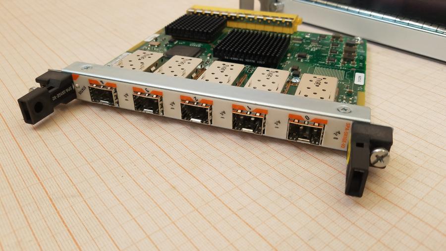 217-135-002 Маршрутизатор CISCO ASR1004 #32