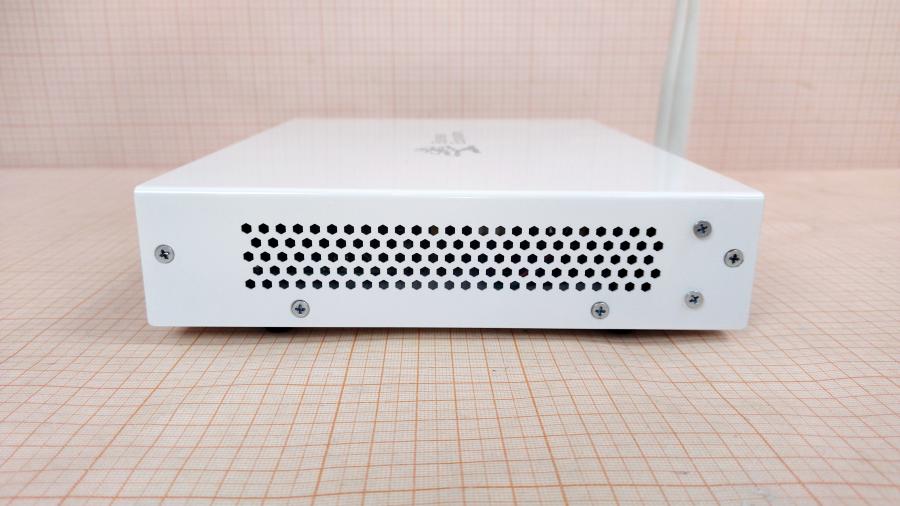 217-169-001 Устройство сетевого мониторинга Business Ecosystems CMS Appliance P6 (CMS-APL-P6) #9