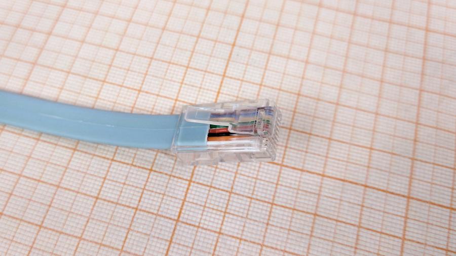 217-172-001 Консольный кабель  DB-9 (F) - RJ45 1.5M #4