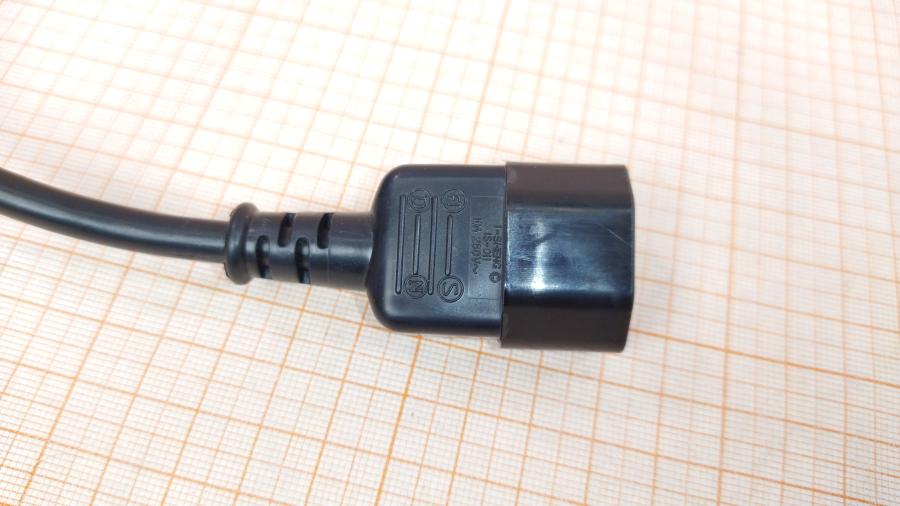 217-177-001 Удлинитель питания IEC-C14  IEC C13 - IEC C14 1.8m blk #2