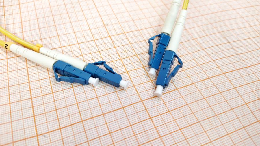 217-195-001 Патч-корд  LC-LC UPC Duplex 9/125 35m #4