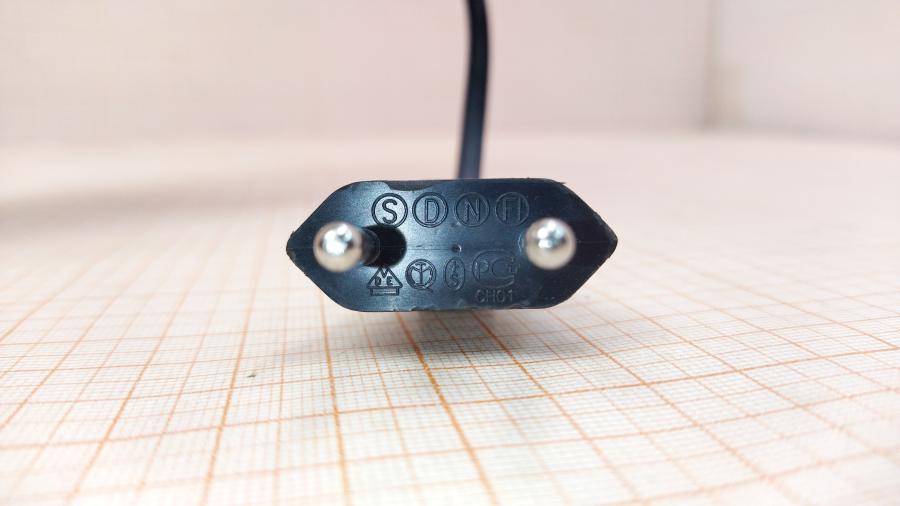 217-206-001 Кабель питания CEE 7/16  CEE7/16 - IEC-C7 2G×0.75мм² 2M #5